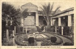 Giardino del idiota de Pompeya Peristilio de la POSTAL de la VENDIMIA mas alla del degli puesto Amorini Dorati