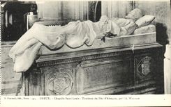 Tumba de St  Louis de la camara acorazada de Dreux de la POSTAL de la VENDIMIA del duque D Alenzon