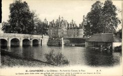 CPA Chateau de Chambord Au Bord du Cosson le Pont