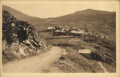 VINTAGE POSTCARD View Hoot in Oisans the country cottages of L Alpe D Huez