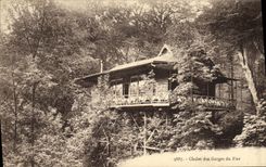VINTAGE POSTCARD Country cottage of the Falls of Trusting
