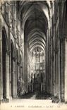 CPA Amiens La Cathedrale La Nef