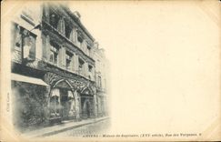CPA Amiens Maison du Sagittaire Rue des Vergeaux