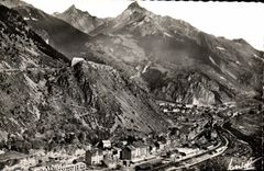 MODERN CARD Modane View