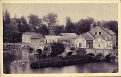 VINTAGE POSTCARD Mans L Huisne has Pontlieue Vestiges of the old bridge