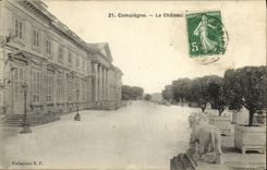 CPA Compiegne Le Chateau Lion