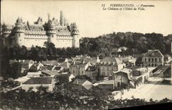 Panorama de Pierrefonds de la POSTAL de la VENDIMIA el castillo y el L ayuntamiento