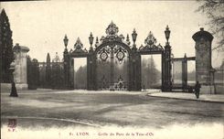 VINTAGE POSTCARD Lyon Roasts Park of the Head D Or