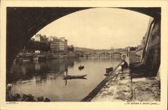 VINTAGE POSTCARD Lyon the Saone has holy Jean