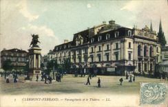 POSTAL Clermont Ferrand Vercingetorix de la VENDIMIA y el teatro