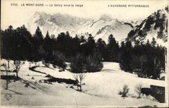 VINTAGE POSTCARD the Mount Gilds Sancy under snow