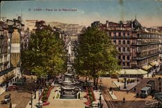 VINTAGE POSTCARD Lyon Places Republic Tram