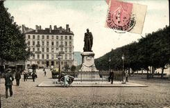 VINTAGE POSTCARD Lyon the Tholozan Place