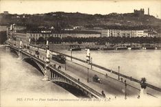 VINTAGE POSTCARD Lyon Gallieni Bridge In the past Bridge of the South