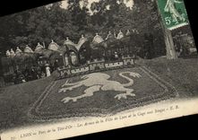 VINTAGE POSTCARD Lyon Park of the Head D But Weapons of the Town of Lyon and the Cage with the Monkeys
