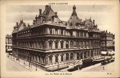 VINTAGE POSTCARD Lyon lllustre the Palate of the Stock Exchange
