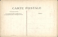 VINTAGE POSTCARD Lyon L town hall Dimensions theater