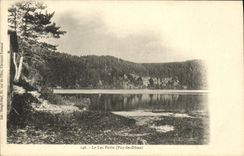 VINTAGE POSTCARD the Lake Pavin