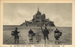 CPA La Mont Saint Michel Pecheurs De Greves Et Coquetieres