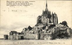 CPA La Mont Saint Michel Les Remparts et L Abbave Cote Est