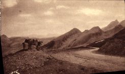 VINTAGE POSTCARD Thermal Road of the collar D Aubisque At the top descent on Argeles