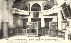 VINTAGE POSTCARD Paris the Caretaker s lodge Old Vault known as Room of the Of Gironde ones