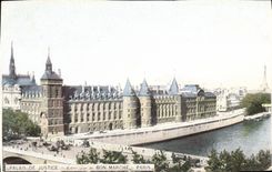 CPA Paris Bon Marche palais de justice