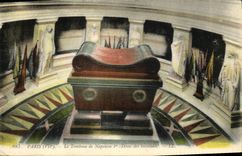 CPA Paris Le Tombeau de Napoleon 1er Dome des Invalides