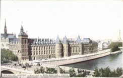 CPA Paris Bon Marche Palais de justice