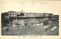 VINTAGE POSTCARD Paris Train station of East