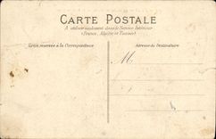 VINTAGE POSTCARD Paris Places De Passy Caleche