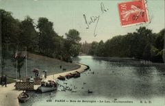 CPA Paris Bois de Boulogne Le Lac l Embarcadere