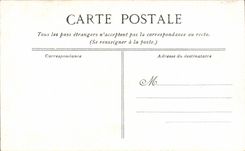VINTAGE POSTCARD Paris Court of the Carnavalet Museum