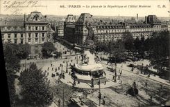 VINTAGE POSTCARD Paris the place of the Republic and L Hotel Modern