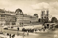 MODERN CARD Paris Prefecture and Notre Dame