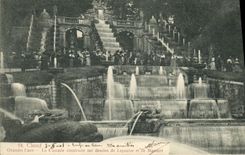 VINTAGE POSTCARD St Cloud Orandes Water the Cascade Built On drawings of Lepautre and Mansart