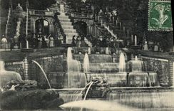 VINTAGE POSTCARD Holy Cloud the cascade contruite on the drawings of Lepautre and Mansart