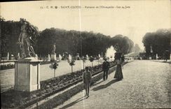 VINTAGE POSTCARD St Cloud Floor of L Orangery 24 jets