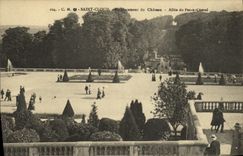 VINTAGE POSTCARD Saint Cloud of the Castle Gone of the Horseshoe
