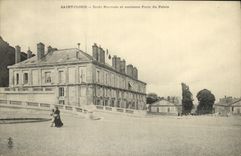VINTAGE POSTCARD Holy Cloud Teacher training school and Old Gate of the Palate