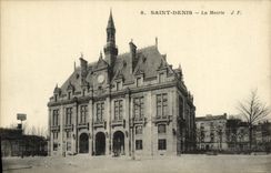 VINTAGE POSTCARD St Denis the Town hall