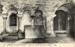 VINTAGE POSTCARD Abbey Of Denis Saint Entered of the Royal Vault the Crypt