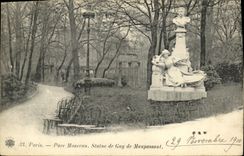 CPA Paris Parc Monceau Statue de Guy de Maupassant 