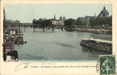 CPA Paris La Seine vue prise du Pont des Saints Peres Peniche
