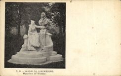 CPA Paris Jardin du Luxembourg Monument de Watteau senat