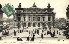 CPA Paris La Place de L Opera et la Station du Metropolitain Metro