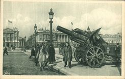 VINTAGE POSTCARD Paris Canon trophy places Militaria Harmony