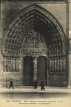 VINTAGE POSTCARD Paris Notre Dame central Gate