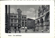 VINTAGE POSTCARD Veneria Tarre Dell Orologio