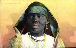 VINTAGE POSTCARD Sudanese woman Sudan Folklore